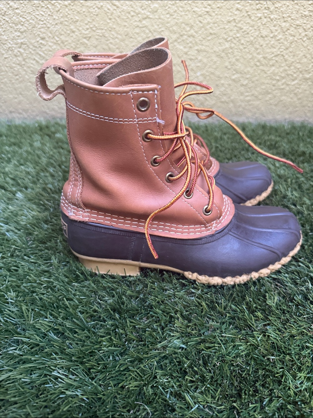 L.L.Bean Bean Boots Women’s 8 Brown Leather Duck Boots Made in Maine